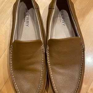Sperry loafers. Almost new. Worn less than 10 times.
